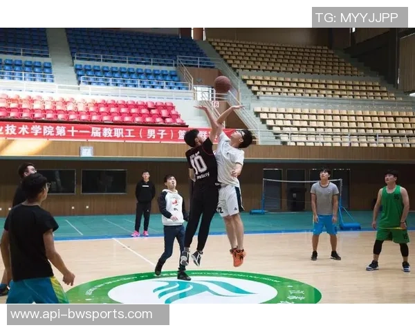 大连好男儿足球礼物传递激情与梦想的完美结合 大连好男儿足球礼物传递激情与梦想的完美结合