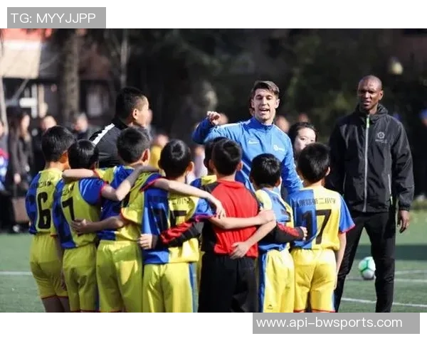 张涵宇四中足球队奋勇拼搏展现青春风采助力校园文化建设 张涵宇四中足球队奋勇拼搏展现青春风采助力校园文化建设