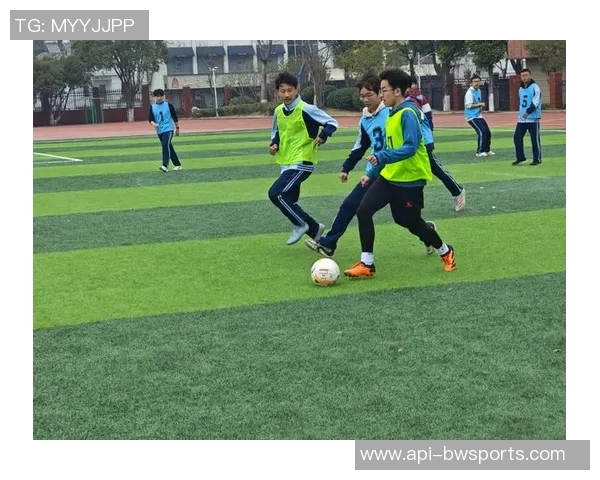 青春飞扬在绿茵场高中生足球比赛精彩瞬间回顾与分享